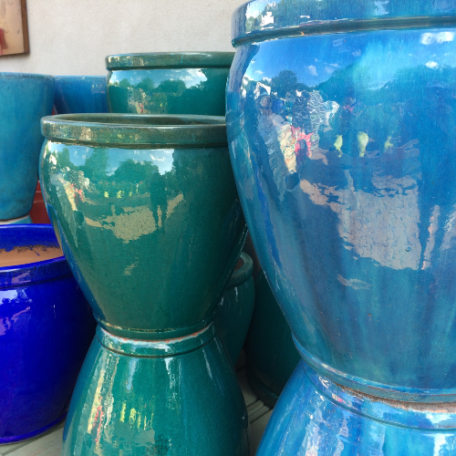Pottery pots