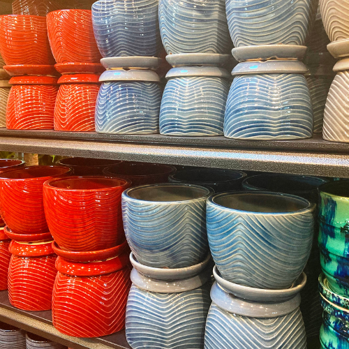 Pottery pots