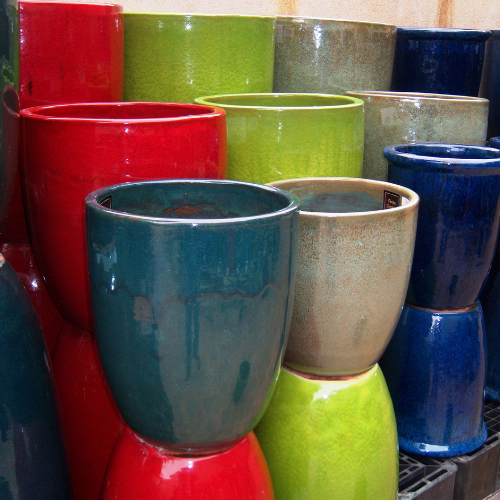 Pottery pots