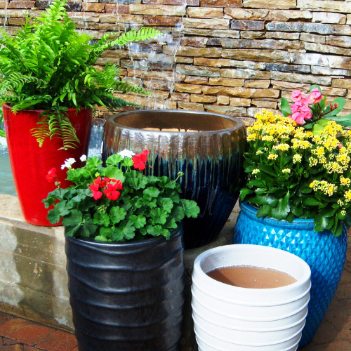 Pottery pots